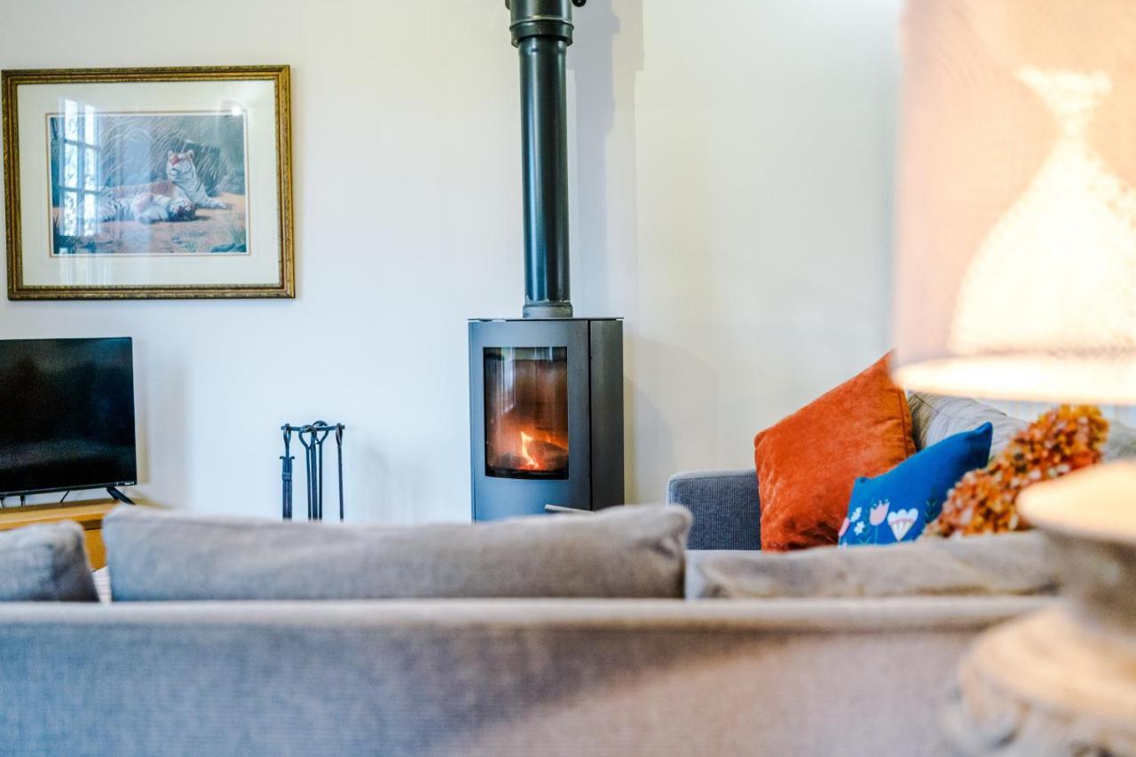Belvedere House - Serene Countryside Escape - 4 Bedrooms Sleeps 8 Sandbach Buitenkant foto