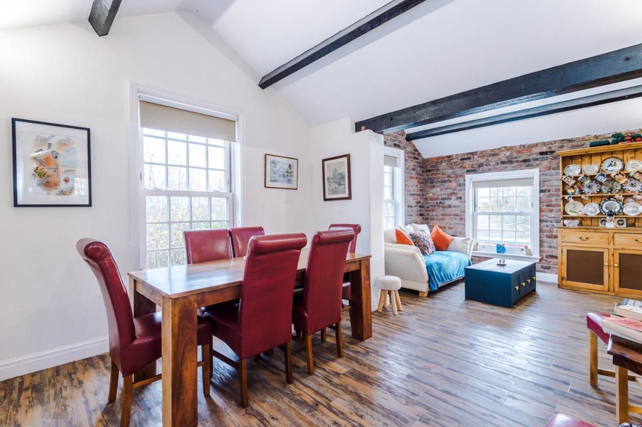 Belvedere House - Serene Countryside Escape - 4 Bedrooms Sleeps 8 Sandbach Buitenkant foto